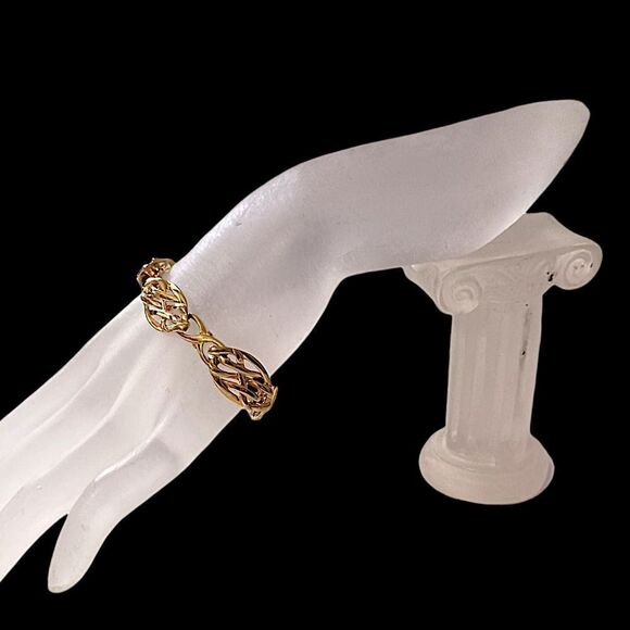 Napier VINTAGE Gold Tone Bracelet Chain Link Open Work Filigree Ornate Rococo - Picture 9 of 16